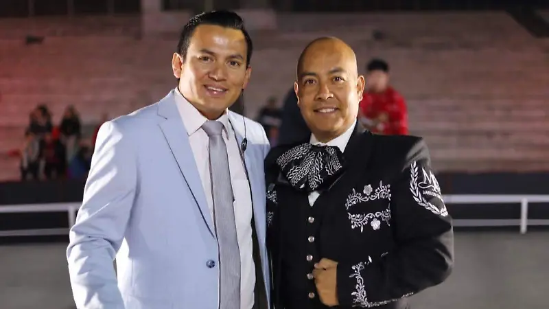 Jesús Palato, director del Coro Monumental y José Albino “Nito” Olivares, director del Mariachi Cortazar.